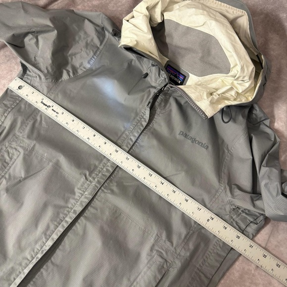 Patagonia Torrentshell Rain/Wind Jacket Women Medium Gray H2No Hooded - Picture 6 of 10